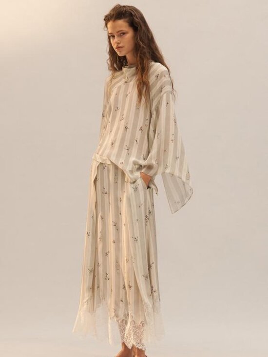 Zara Dresses & Skirts - ZARA LIMITED EDITION FLORAL LACE SKIRT